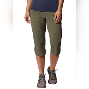 Columbia Women's Anytime Outdoor Capris in Green